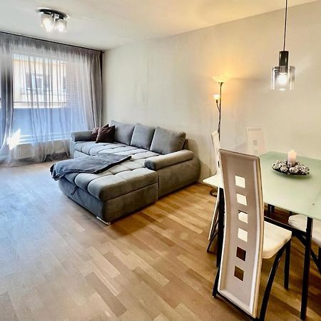 Luxury Apartment In Prague And Free Parking Екстер'єр фото