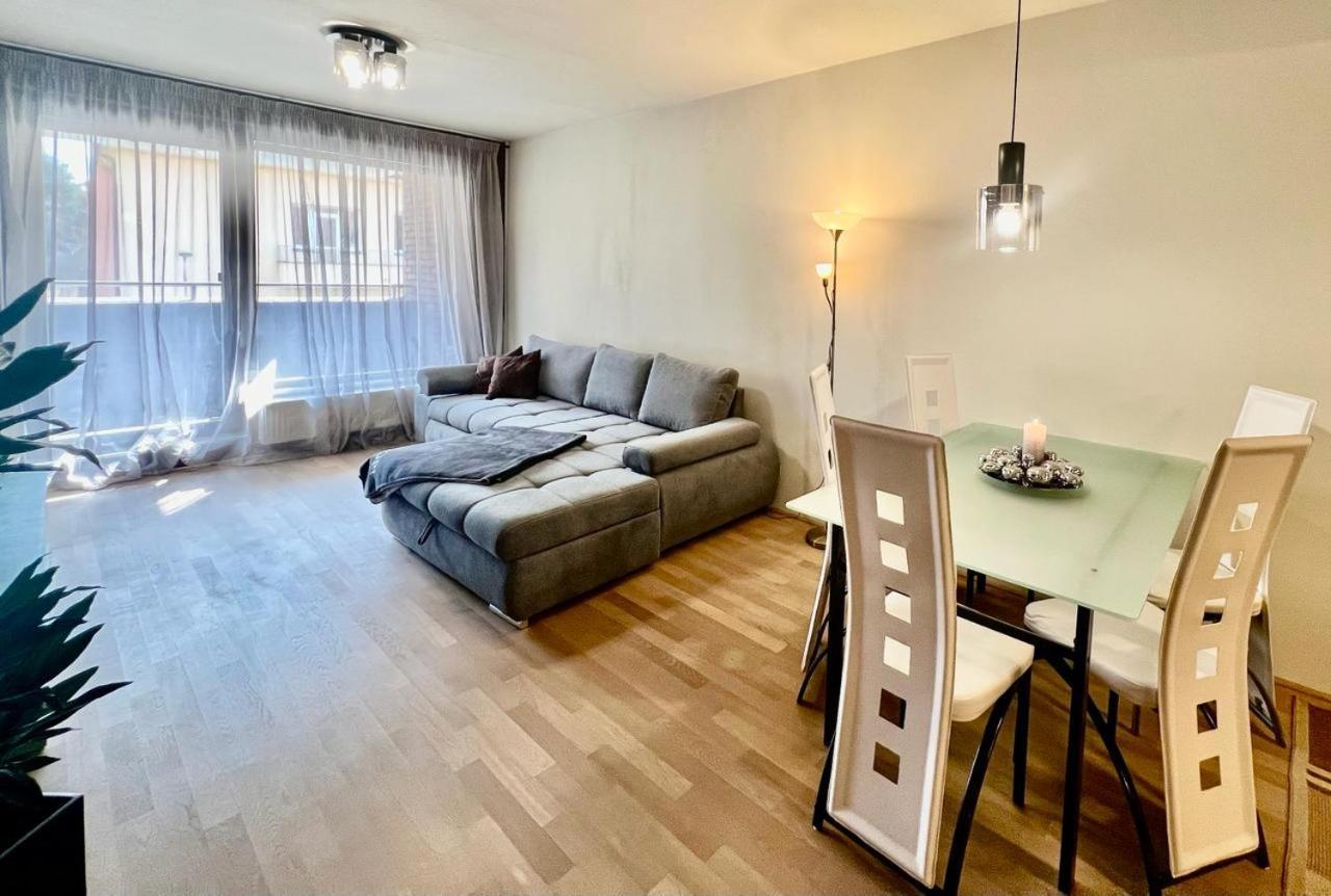 Luxury Apartment In Prague And Free Parking Екстер'єр фото