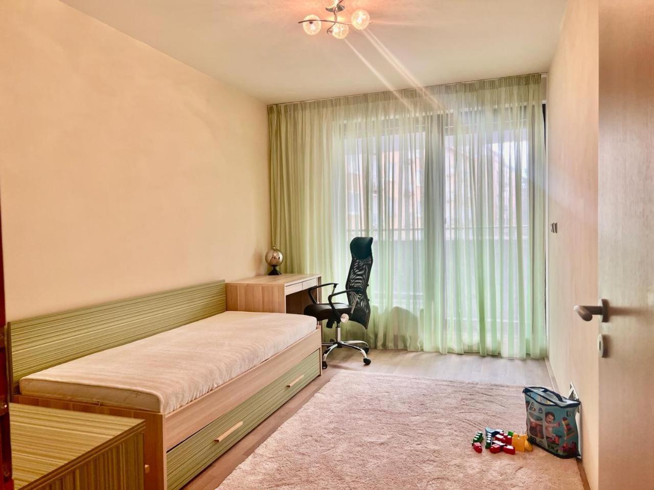 Luxury Apartment In Prague And Free Parking Екстер'єр фото